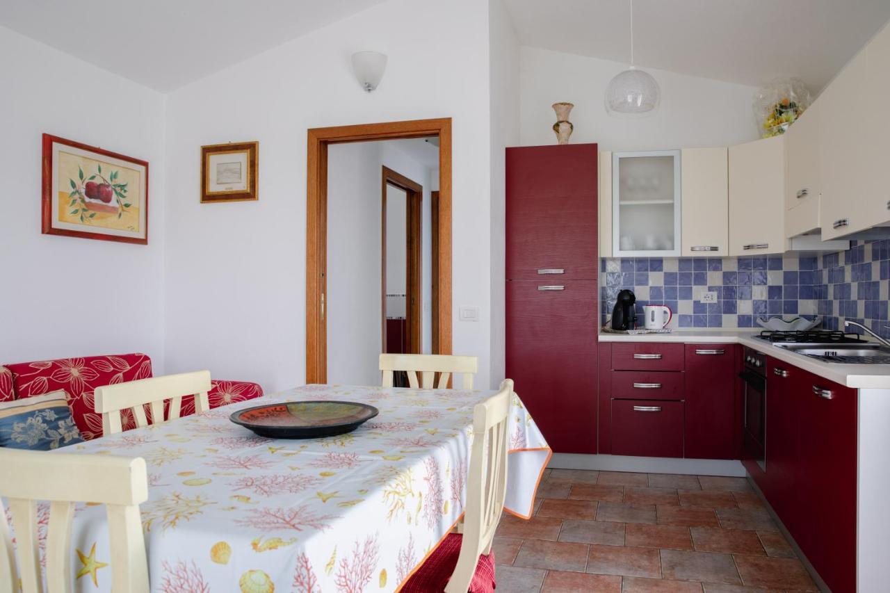 Le Residenze Di Baia Sant'Anna Villa Tanaunella Exterior foto