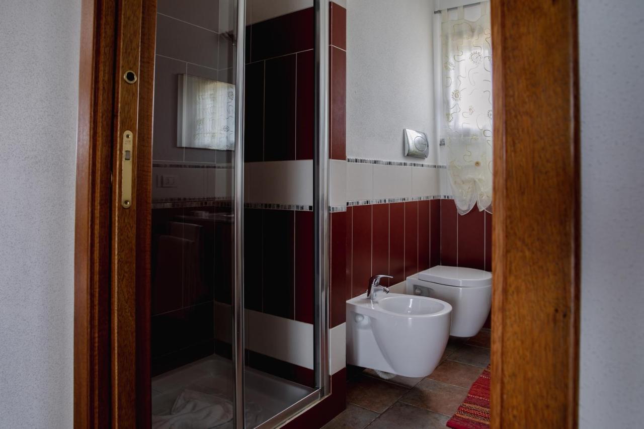 Le Residenze Di Baia Sant'Anna Villa Tanaunella Exterior foto