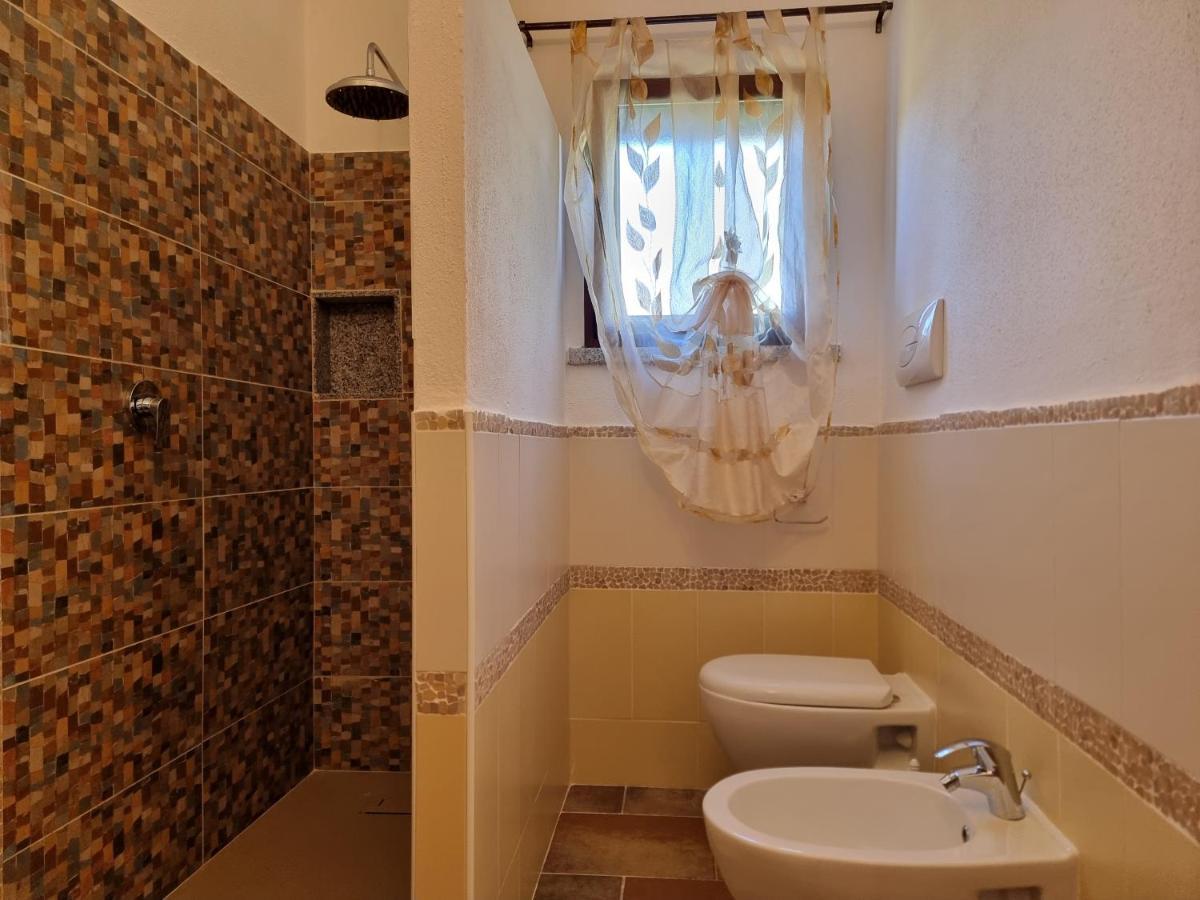 Le Residenze Di Baia Sant'Anna Villa Tanaunella Exterior foto