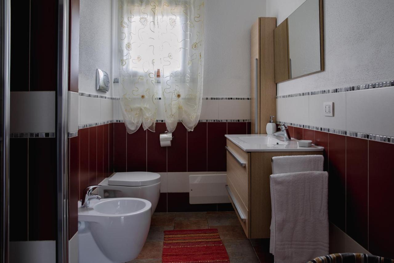 Le Residenze Di Baia Sant'Anna Villa Tanaunella Exterior foto