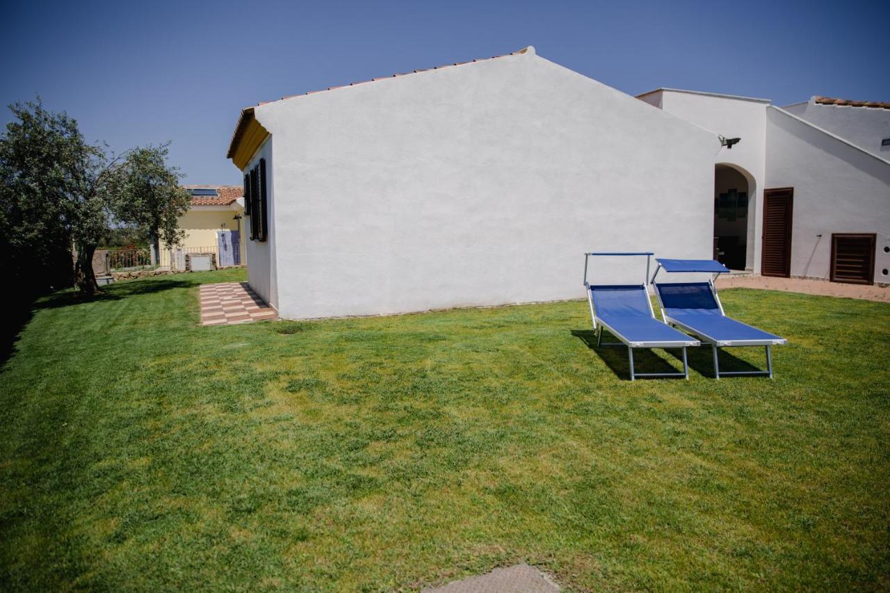 Le Residenze Di Baia Sant'Anna Villa Tanaunella Exterior foto